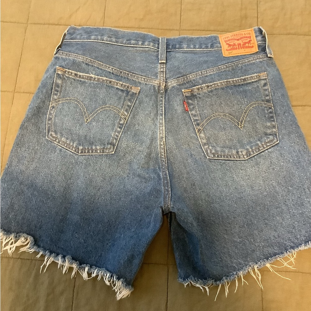 Levi's Women's 501 Blue Jean Shorts 32